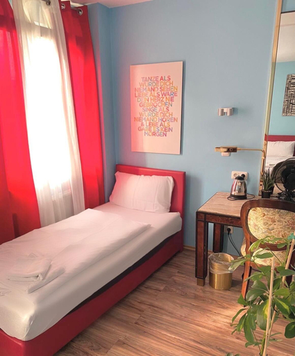 Bedroom 2, Hotel Franken an der Messe, Frankfurt am Main