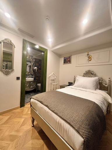 Bedroom 3, Emerald Mansion Hotel – Special Class, Fatih
