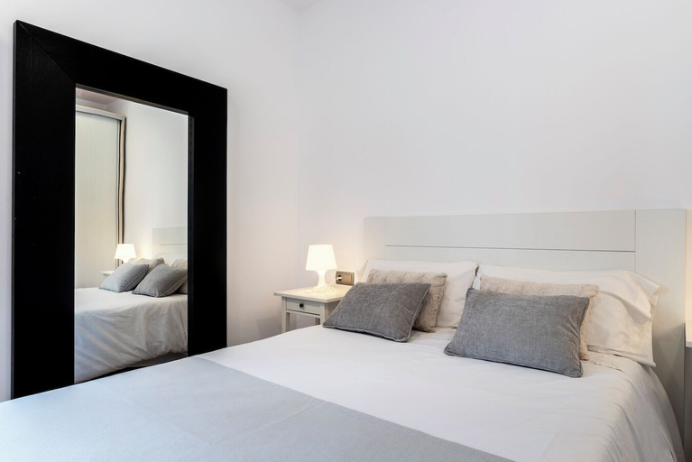 Room 3, Infinium Zamora Suites y Apartamentos, Zamora