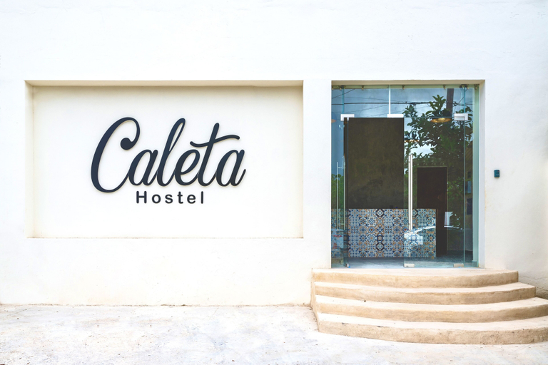 Exterior & Views 2, Caleta Hostel, Isla Mujeres