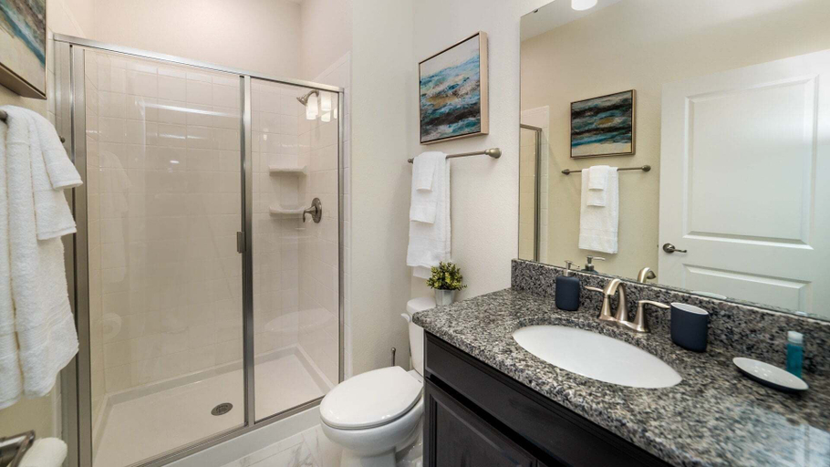 Bathroom, Dog9041, Osceola