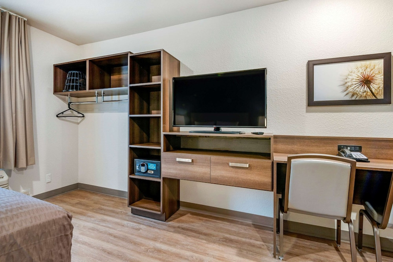 Others 4, WoodSpring Suites Brunswick, Glynn