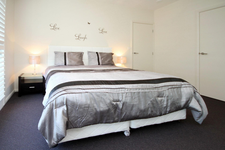 Bedroom 2, 1-Bedroom Apartment -Pacific Blue Apartment 258, Port Stephens