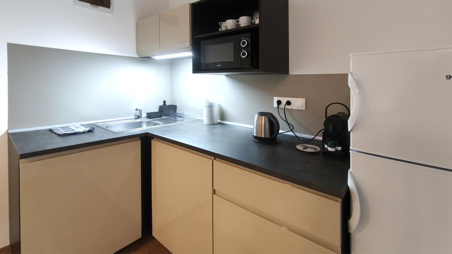 Others 5, Citystay, Budapesti