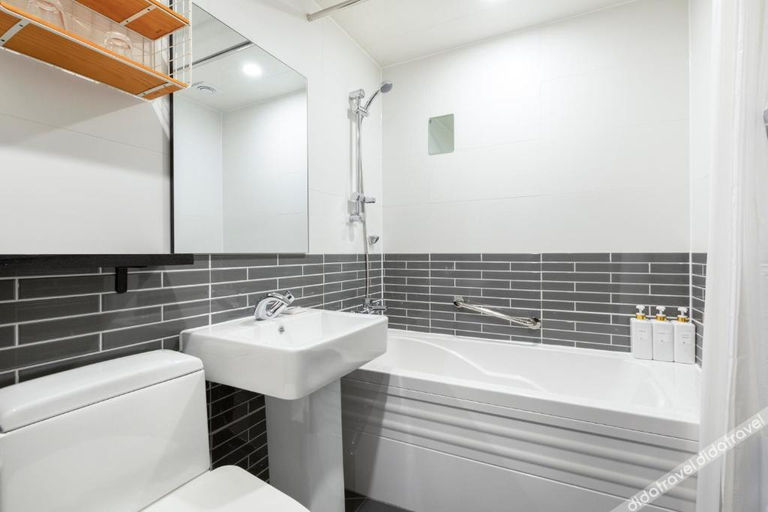 Bathroom 5, Hotel First Stay Myeongdong, Jung