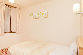 Others 5, Hotel Hanakomichi, Nara