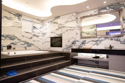 Other 3, I Will Motel, Hsinchu County