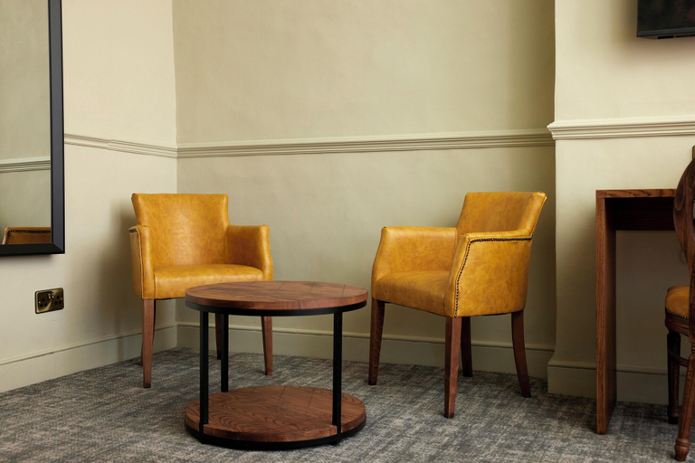 Room 2, The White Hart Hotel by Greene King Inns, Buckinghamshire