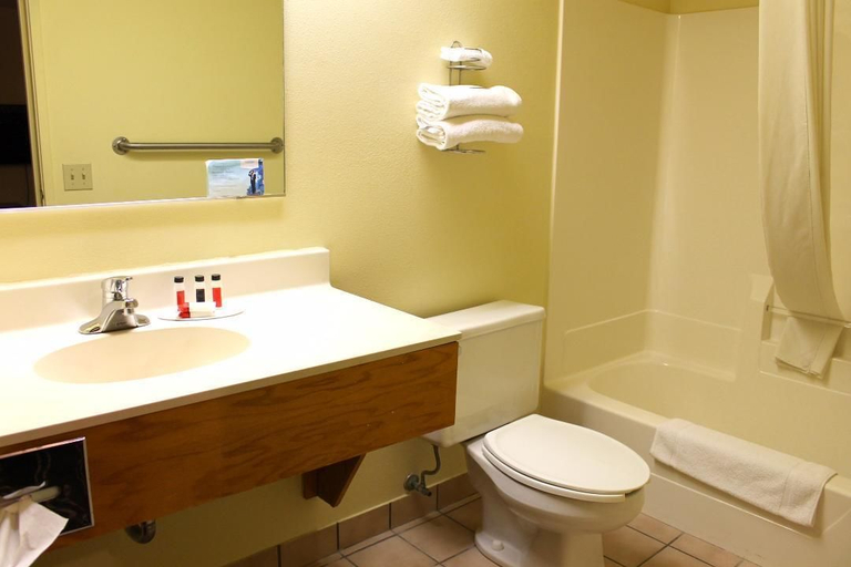 Bathroom 5, Super 8 by Wyndham Watertown WI, Jefferson