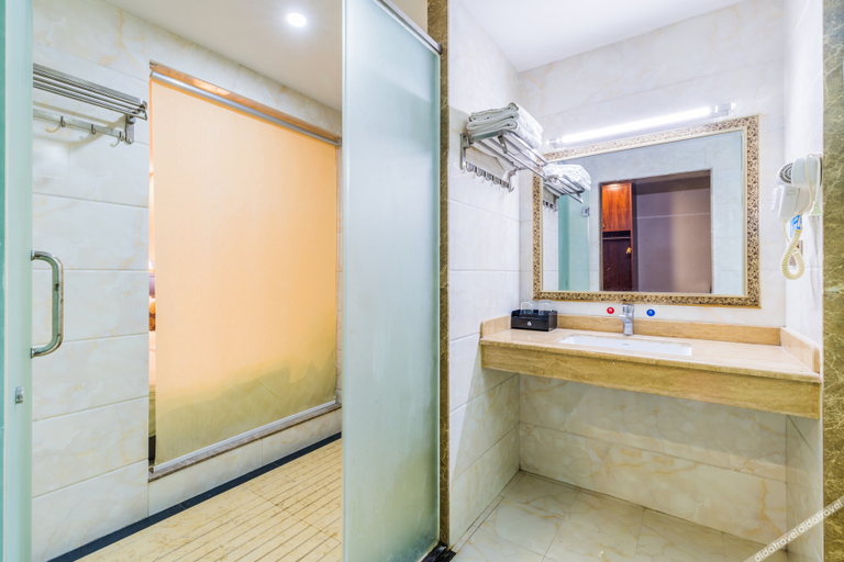 Bathroom 3, Zhaoqing Jinyuan Hotel, Zhaoqing