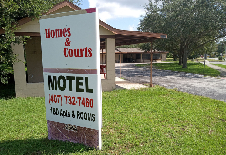 Exterior & Views 2, Homes-N-Courts, Seminole