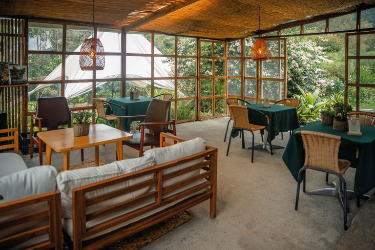 Food & Drinks 5, Lumbre Forest Lodge, Salento