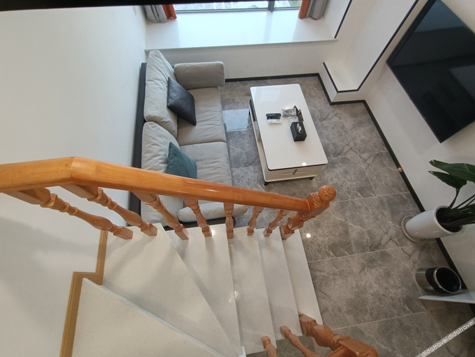 Others 5, East Apartment, Chengdu