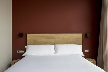 Others 3, Aparthotel Allada, Barcelona