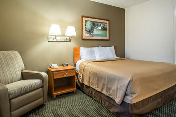 Others 3, Birch Hill Suites Columbia, Boone