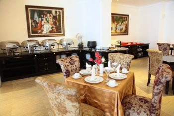 Food & Drinks 3, Hotel Sutomo, Makassar