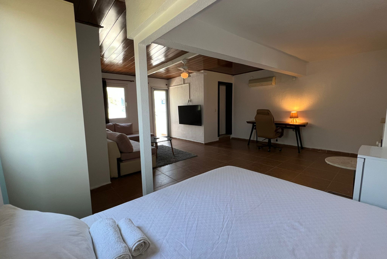 Bedroom 3, Esmana Otel, Bodrum