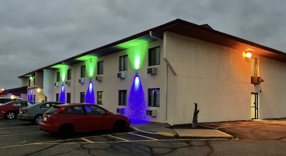 Exterior & Views 2, Budget Host Inn Buffalo, Wright