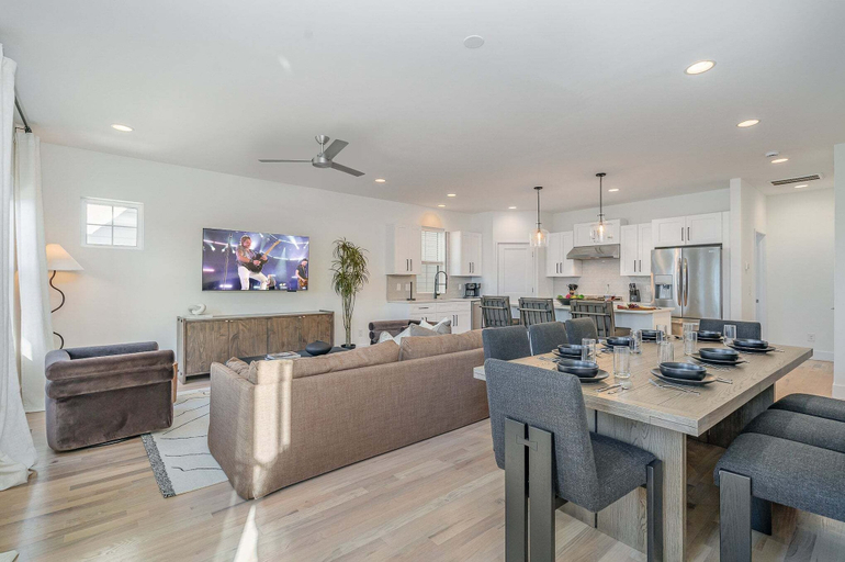 Interior 1, Nashville - 1699 Lischey Ave, Davidson