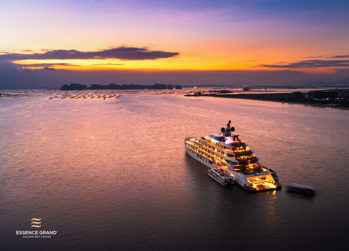 Exterior & Views 2, Grand Pioneers Halong Bay Cruise 2, Hạ Long