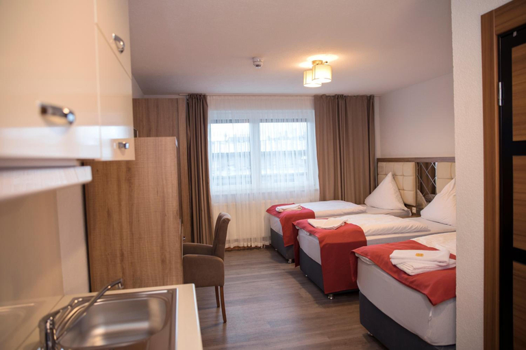 Bedroom 3, Hotel Hausen Obertshausen Frankfurt, Offenbach