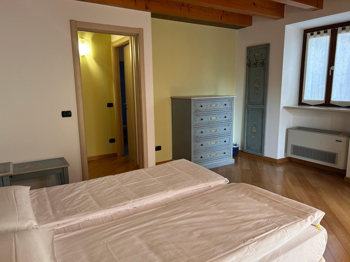 Bedroom 2, Relais Fontana Rosa B&B Wellness, Verona
