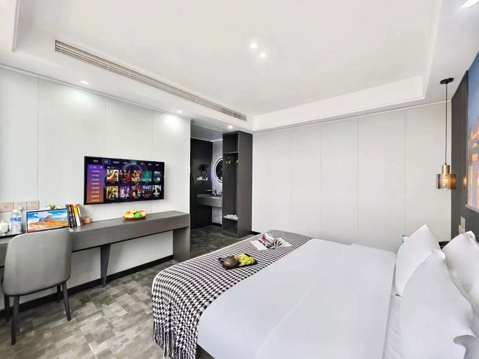 Others 1, Panda Holiday Inn 2, Chengdu