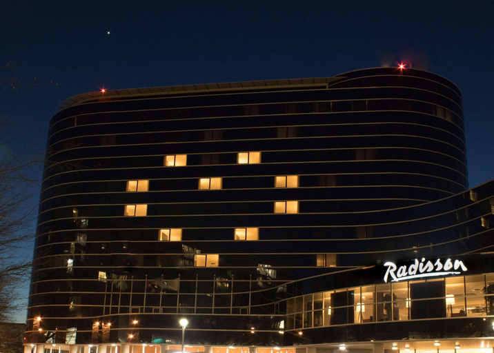 Exterior & Views 2, Radisson Hotel Vancouver Airport, Greater Vancouver