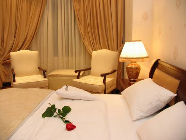 Suite Room 3, Ayf Palace, Baku