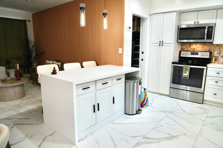 Private kitchen 3, Hollywood 1811, Broward