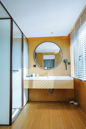 Bathroom 5, BANGKOK ORIENTAL HOTEL, Wattana