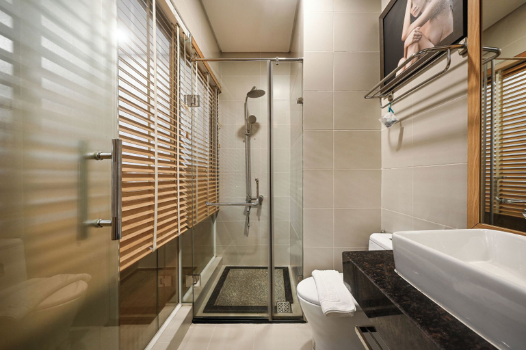 Bathroom 5, Sunshine Airport Hotel, Tân Bình