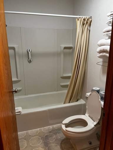Bathroom, Furnas County Lodging, Furnas