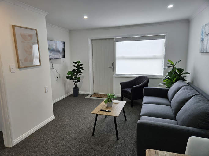 Others 5, Redwood Apartments Unit 1, Rotorua