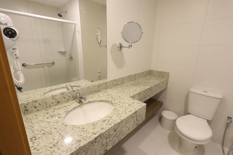 Bathroom, Promenade Soho Campos dos Goytacazes, Campos