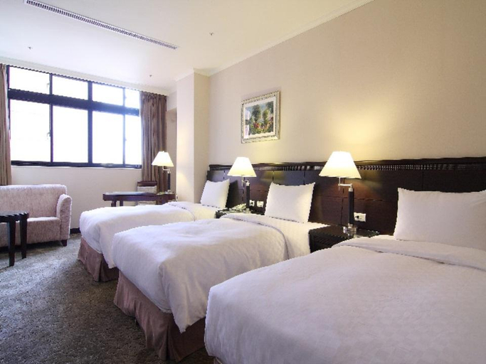 Bedroom 2, Chong Yu Hotel, Taoyuan