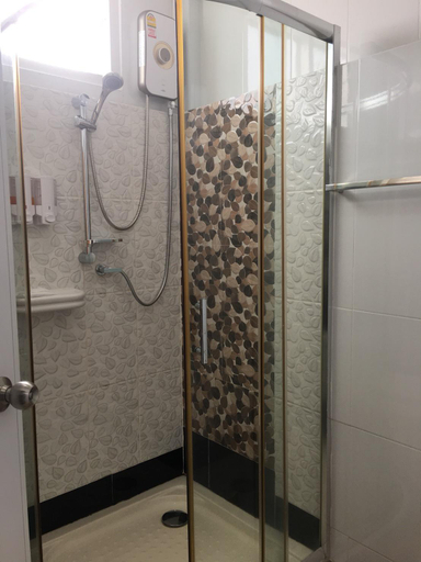 Bathroom 4, Sabun Nga Hostel, Muang Chiang Rai