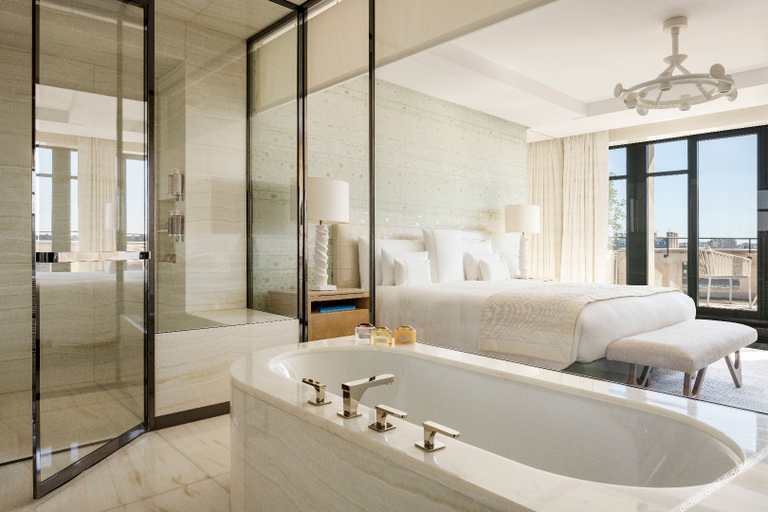 Bathroom 4, Cheval Blanc Paris & Dior Spa Cheval Blanc Paris, Paris