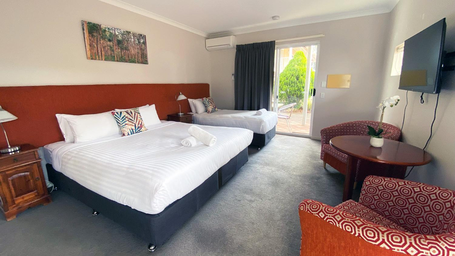 Bedroom 1, Higgins Lane Motel, Augusta-Margaret River