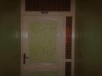 Others 2, Hotel Tahiti