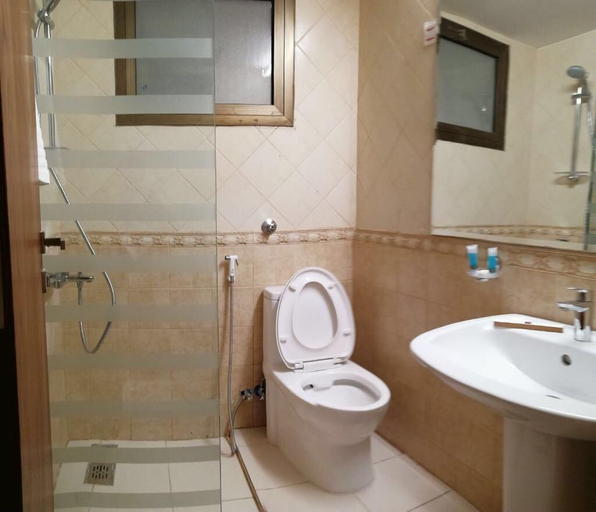 Bathroom 5, センダン レジデンス, Dammam