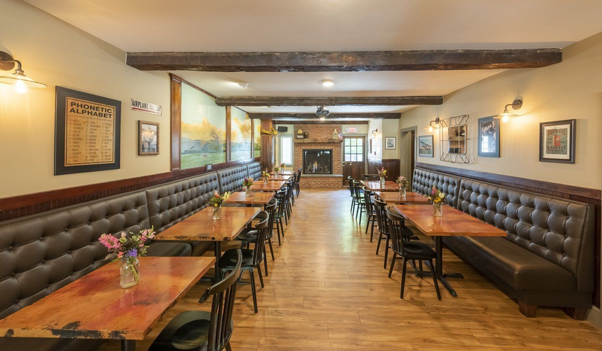 Food & Drinks, The Park Inn, Steuben