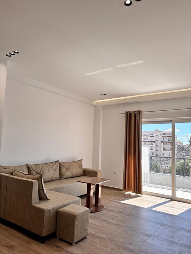 Room 2, Bazaj Residence, Sarandës
