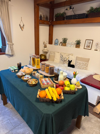 Food & Drinks 5, Jezirko lesni restaurant & penzion, Karlovy Vary