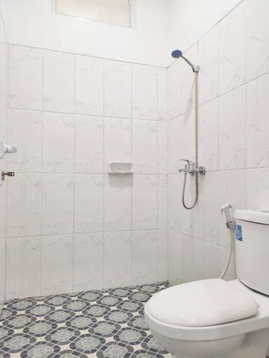 Bathroom 3, G Syariah Hotel Bandar Lampung, Bandar Lampung