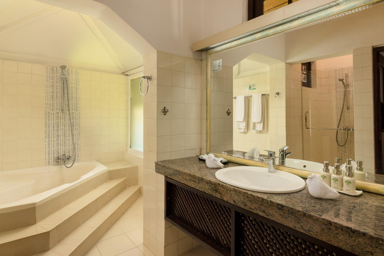 Bathroom 4, Tree Of Life, Harispattuwa