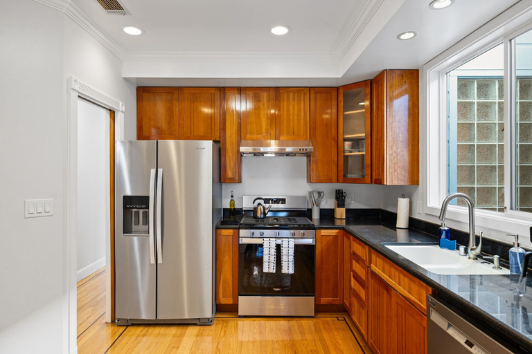 Private kitchen 3, ROVE LIVING KL- 18th Ave, San Francisco