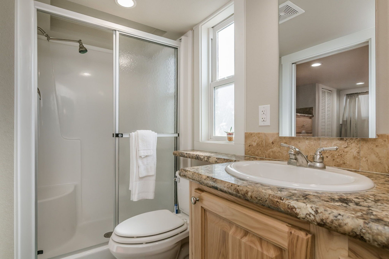 Bathroom, Amarillo RV Resort, Potter