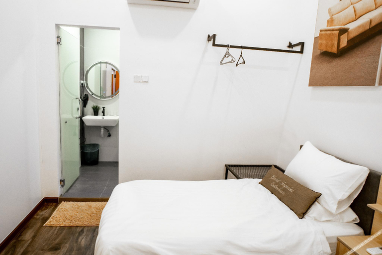 Bedroom 2, Norvinton Hotel, Batu Pahat
