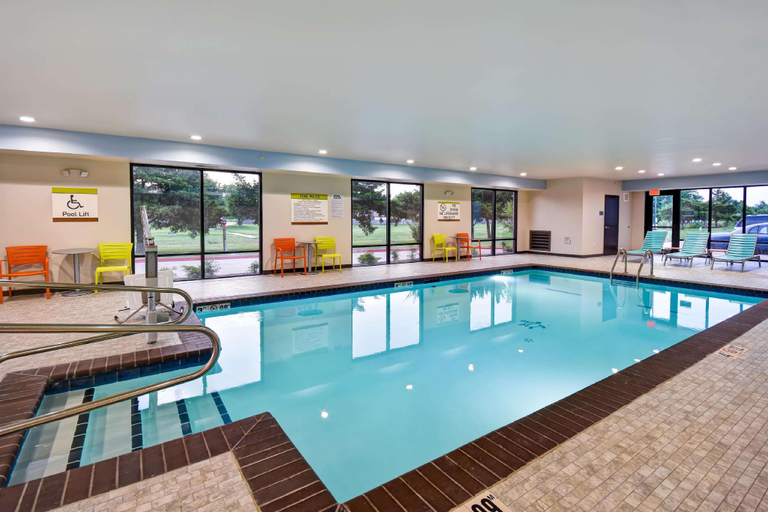 Sport & Beauty, Home2 Suites by Hilton El Reno, OK, Canadian